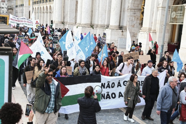 Manifestação pela Paz no Médio Oriente e pelos direitos do Povo Palestiniano