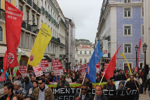 Manifestação “Queremos Trabalho! Exigimos Direitos! Na Rua para os pôr na rua!” - CGTP-IN/INTERJOVEM