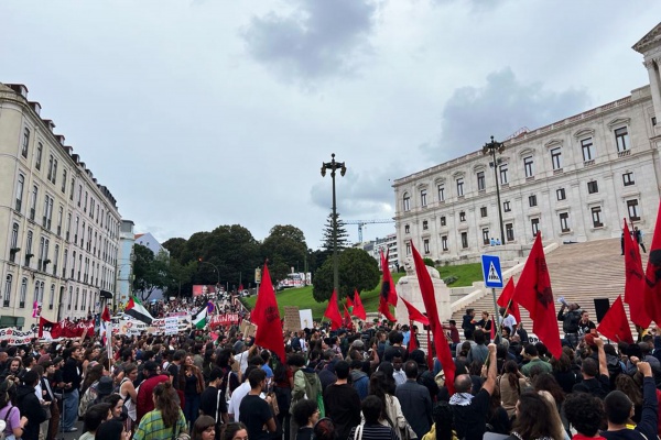 Manifestação «Vida Justa»