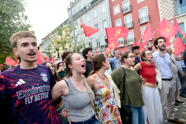 Marcha «Luta, caminho da Vitória»