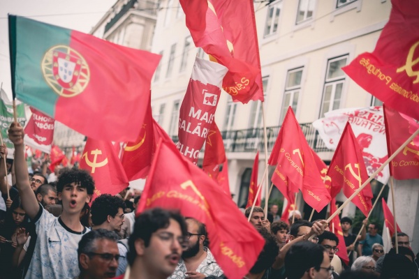 Marcha «Luta, caminho da Vitória»