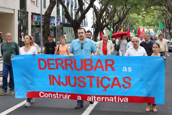 Marcha por Abril contra a exploração e o empobrecimento