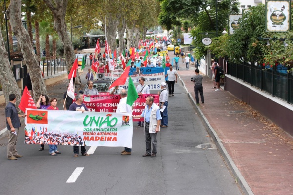 Marcha por Abril contra a exploração e o empobrecimento