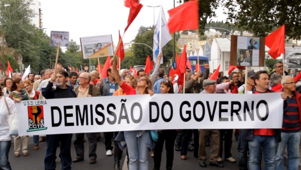 Marcha por Abril contra a exploração e o empobrecimento