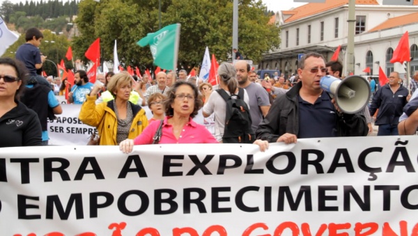Marcha por Abril contra a exploração e o empobrecimento