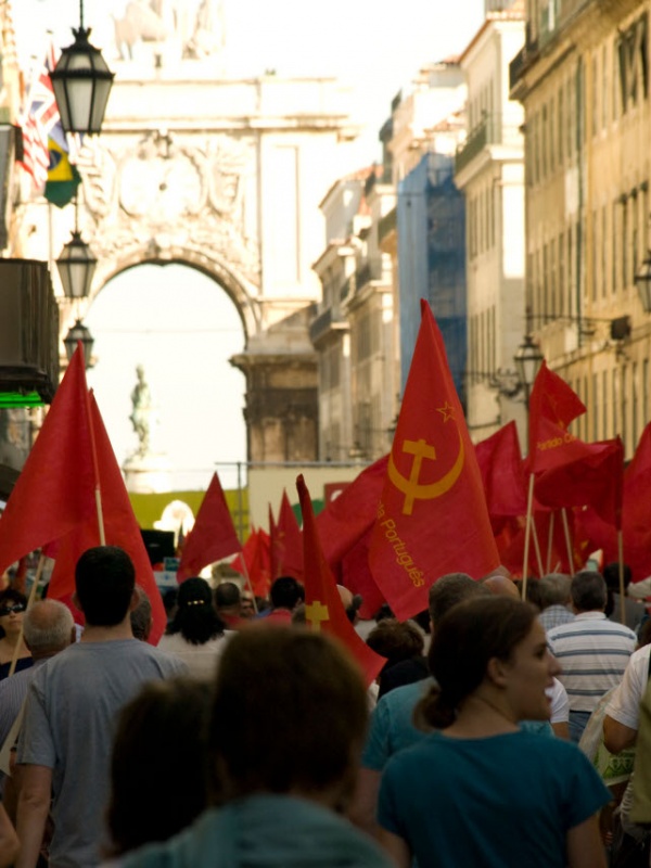 PCP junta mais de 5 000 em Lisboa contra as injustiças