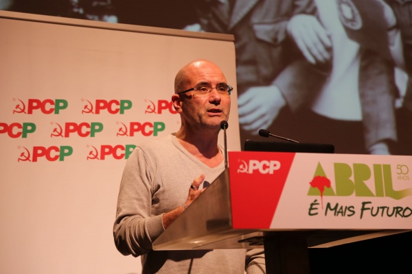 Sessão «25 de Abril uma Revolução libertadora e emancipadora. Abril é mais futuro!»