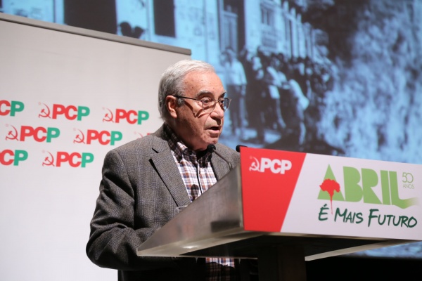 Sessão «25 de Abril uma Revolução libertadora e emancipadora. Abril é mais futuro!»