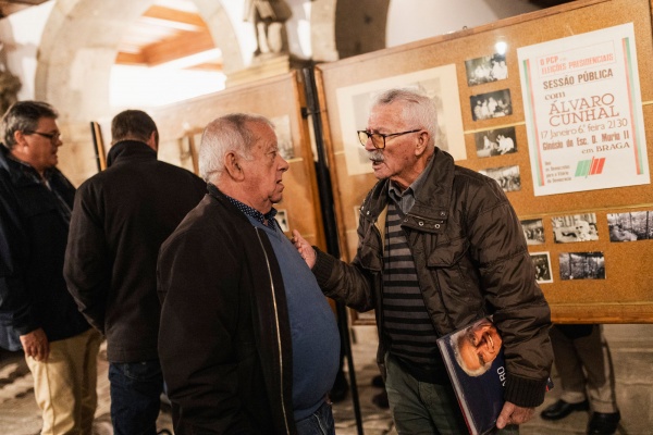 Sessão evocativa do 112.º aniversário de Álvaro Cunhal «Revolução de Abril. Transformações profundas e resistência ao processo contra-revolucionário»