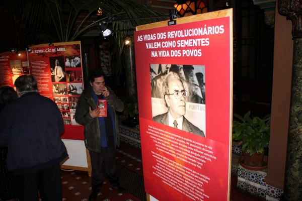 Sessão Evocativa do Centenário do nascimento de Pedro Soares