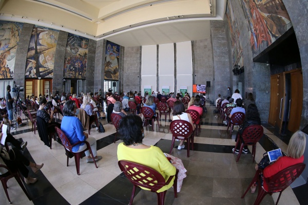 Sessão «O PCP e a emancipação da mulher - Luta secular do presente e do futuro»