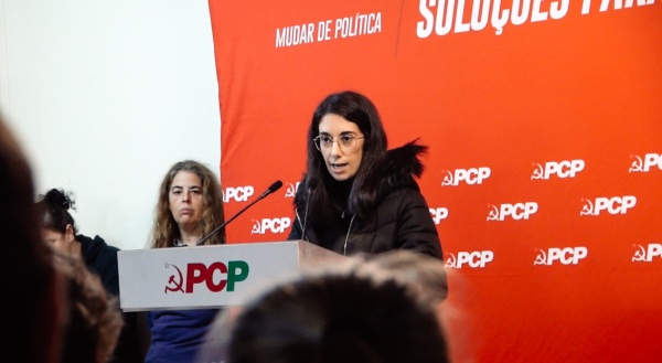 Sessão «Pelo direito à Habitação – testemunhos da realidade na região do Porto»