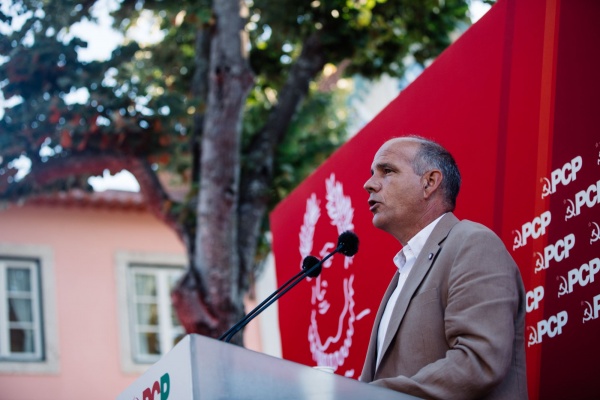 Sessão Político-Cultural evocativa do V Centenário de Luís de Camões