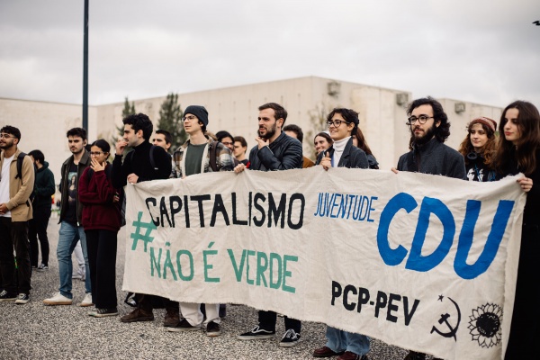 Sessão Pública «COP 28. O Capitalismo não é Verde»