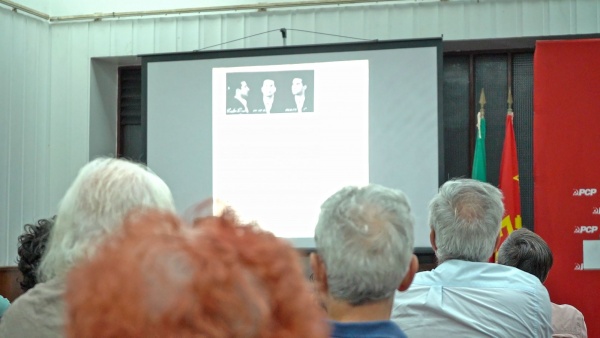 Sessão Pública de apresentação do programa das Comemorações do Centenário do nascimento de Carlos Paredes