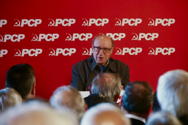 Sessão Pública «As nacionalizações, o crime das privatizações, sectores estratégicos e o desenvolvimento do País»