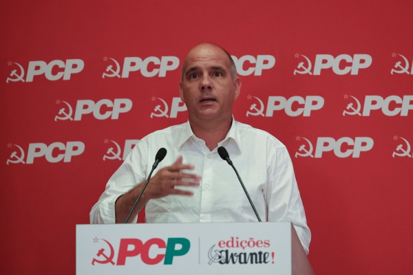 Sessão Pública «Salário, preço e lucro – Uma questão actual»